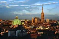 Κρίσιμη αναμέτρηση σοσιαλδημοκρατών - ακροδεξιάς στις τοπικές εκλογές στη Βιέννη