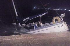 Βυθίστηκε ιστιοφόρο στο λιμάνι της Πρέβεζας [photos]