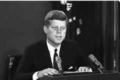 Αποκάλυψη! Ο διευθυντής της CΙΑ συγκάλυψε την δολοφονία Κένεντι