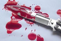 Πανικός στη Λεμεσό: Τους μαχαίρωσαν και τους πέταξαν στην μέση του δρόμου