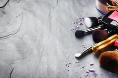 Πότε πρέπει να πετάτε τα σφουγγαράκια και τα πινέλα του μακιγιάζ