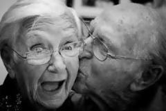 Η ερώτηση που αποκαλύπτει αν θα είστε ευτυχισμένοι στα 80 σας!