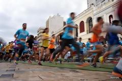 Πάτρα: Γαλάζιο ποτάμι στους δρόμους για το Run Greece - Δείτε φωτο