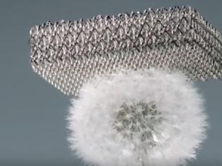 Φωτογραφία για Αυτό είναι το πιο ελαφρύ μέταλλο που φτιάχτηκε ποτέ - Αποτελείται από 99,99% αέρα [video]
