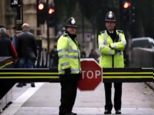 Φωτογραφία για Βρετανία: Σχεδόν 53000 ρατσιστικές επιθέσεις σε ένα χρόνο