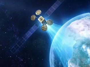 Φωτογραφία για Ζούκερμπεργκ: Στέλνει δορυφόρο στο διάστημα για να δώσει Internet στην Αφρική