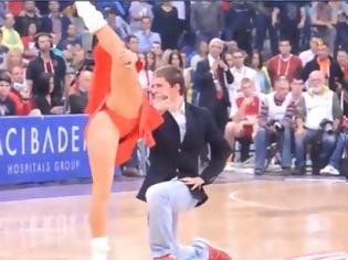 Φωτογραφία για ΖΑΛΙΣΑΝ ΤΟΝ... ΚΟΣΜΟ ΟΙ CHEERLEADERS ΤΟΥ ΕΡΥΘΡΟΥ ΑΣΤΕΡΑ! *ΒΙΝΤΕΟ*