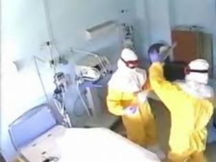 Φωτογραφία για Δύο νέα άτομα νοσηλεύονται στη Γουινέα από τον ιό Έμπολα