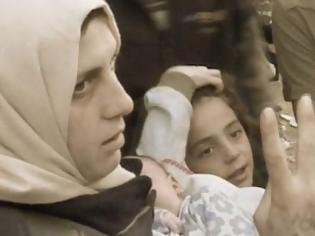 Φωτογραφία για Συγκλονιστική ιστορία μάνας προσφυγόπουλων: Το ένα μου το πήρε ο πόλεμος, το άλλο...