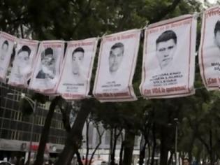 Φωτογραφία για Αντιδράσεις έχει προκαλέσει στο Μεξικό, ντοκιμαντέρ για την εξαφάνιση των 43 φοιτητών πέρυσι