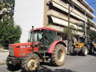 Φωτογραφία για Συμβολικός αποκλεισμός της Εγνατίας από τρακτέρ