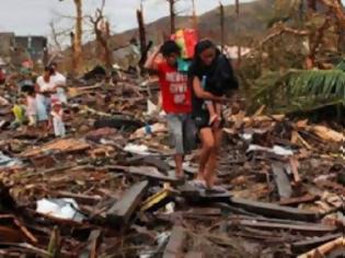 Φωτογραφία για Τυφώνας σαρώνει τις Φιλιππίνες - 2 νεκροί, 16.000 ξεσπιτωμένοι [photos+video]