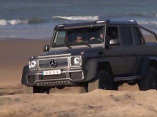 Φωτογραφία για Η Mercedes-AMG G63 6x6 οργώνει τις παραλίες [video]