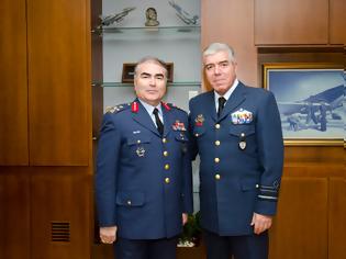 Φωτογραφία για Συνάντηση Αρχηγού ΓΕΑ με τον Διοικητή Αεροπορικών Δυνάμεων και Αεράμυνας της Τουρκίας