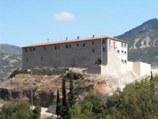 Φωτογραφία για Καλάβρυτα: Κινδύνεψαν μοναχές απο τους κεραυνούς -Αποκλεισμένο ακόμη το Μοναστήρι Μακελλαριάς