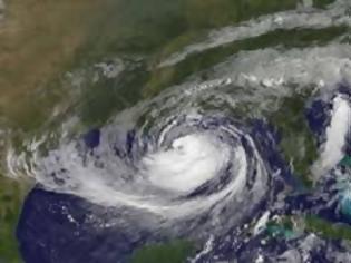 Φωτογραφία για Ξέρετε γιατί οι τυφώνες με γυναικείο όνομα είναι φονικότεροι; [photo]