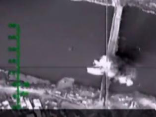Φωτογραφία για Καταστροφή γέφυρας στον Ευφράτη και… τέλος ο ανεφοδιασμός του ISIS [video]