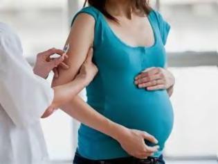 Φωτογραφία για Πόσο επικίνδυνο για το έμβρυο το εμβόλιο της γρίπης στις εγκύους;