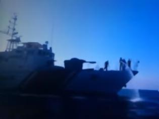 Φωτογραφία για ΝΤΟΚΟΥΜΕΝΤΟ - Τουρκική Ακταιωρος πυροβολεί λαστιχένια βάρκα με προσφυγες [video]