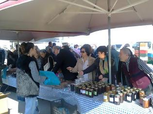 Φωτογραφία για Χιλιάδες καταναλωτές επωφελήθηκαν προνομιακών αγορών στην 17η Δράση Διάθεσης Αγροτικών Προϊόντων του Δήμου Αμαρουσίου