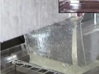 Φωτογραφία για Σούπερ κόλλα με 90% νερό [video]