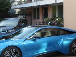 Φωτογραφία για Θάμπωσε το εργαλείο της BMW i8 στο Πνευματικό Κέντρο Τρικάλων