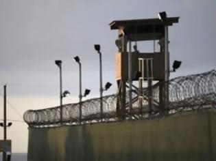 Φωτογραφία για Πέντε κρατούμενοι από το Γκουαντάναμο μεταφέρθηκαν στα Ηνωμένα Αραβικά Εμιράτα
