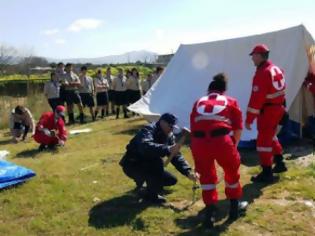 Φωτογραφία για Ο Ελληνικός Ερυθρός Σταυρός στο πλευρό των σεισμοπαθών της Λευκάδας