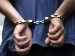 Φωτογραφία για Συνελήφθη 44χρονος, για πορνογραφία ανηλίκων, προσέλκυση παιδιών για γενετήσιους λόγους και πορνογραφικές παραστάσεις ανηλίκων