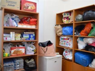 Φωτογραφία για Είδη πρώτης ανάγκης από το προσωπικό του ΥΜΑΘ για τους πρόσφυγες στην Ειδομένη
