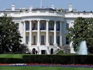 Φωτογραφία για Συναγερμός στον Λευκό Οίκο - Αγνωστος επιχείρησε να πηδήξει τον φράχτη [photos]
