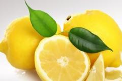 Πέντε ιδέες για τη χρήση της φλούδας του λεμονιού