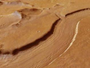 Φωτογραφία για Τα «δέντρα» του Αρη είναι... ξηρός πάγος