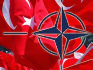 Φωτογραφία για Το ΝΑΤΟ δικαιολογεί την Τουρκία: Άλλο οι τουρκικές παραβιάσεις στο Αιγαίο και άλλο οι ρωσικές στην Τουρκία