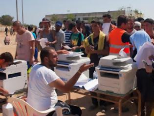 Φωτογραφία για Συσκευές για ταυτοποίηση των προσφύγων έδωσε η Γερμανία στην Ελλάδα...