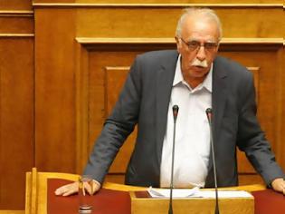 Φωτογραφία για Δ. Βίτσας: ''Θα λύσουμε για πάντα το ζήτημα του στρατιωτικού ρουσφετιού''