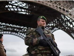 Φωτογραφία για Βρέθηκαν σφαίρες και φυλλάδια του ISIS σε μουσουλμανικό τέμενος στο Παρίσι