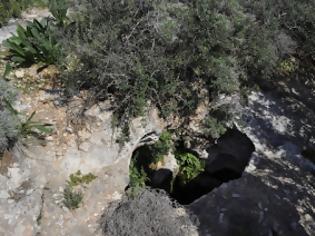 Φωτογραφία για ΔΕΝ ΥΠΑΡΧΕΙ! Σπηλαιολόγος στην Αμφιλοχία βρήκε άντρα που αγνοούνταν για 21 χρόνια
