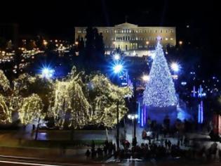 Φωτογραφία για Τα παιδιά ζουν τη μαγεία των Χριστουγέννων στην πόλη