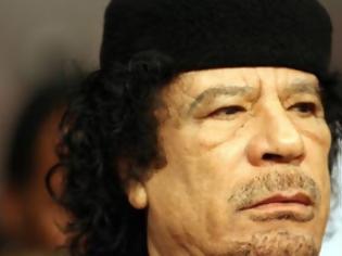 Φωτογραφία για Ελεύθερος αφέθηκε από τους απαγωγείς του ο Χανιμπαλ Καντάφι