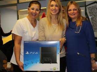 Φωτογραφία για Ένα Playstation 4 για τα παιδιά της «Ελπίδας»