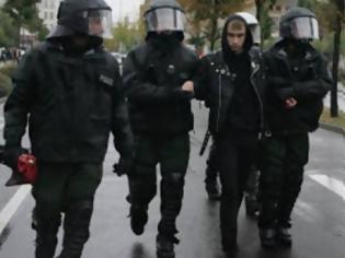 Φωτογραφία για Γερμανία: Πάνω από πενήντα αστυνομικοί τραυματίστηκαν στα επεισόδια στη Λειψία