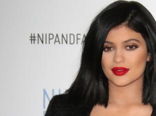 Φωτογραφία για Θα πάθετε πλάκα! Πώς είναι η Kylie Jenner χωρίς καθόλου μακιγιάζ; [photo]