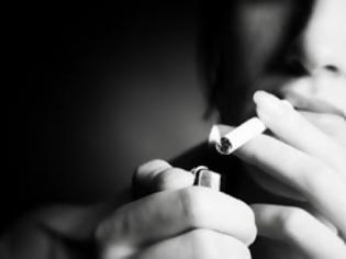 Φωτογραφία για Το ήξερες; Τι κάνει το κάπνισμα στις γυναίκες;