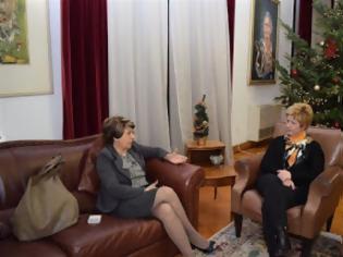 Φωτογραφία για Η Υφυπουργός, Μαρία Κόλλια-Τσαρουχά, συναντήθηκε με την Πρόεδρο της Προσωρινής Διοικούσας Επιτροπής της ΕΡΤ3