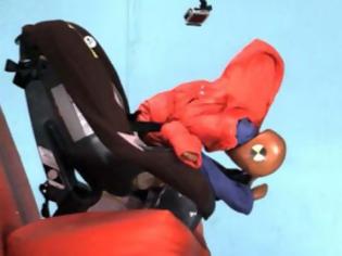 Φωτογραφία για Video: Παιδικά καθίσματα vs μπουφάν!