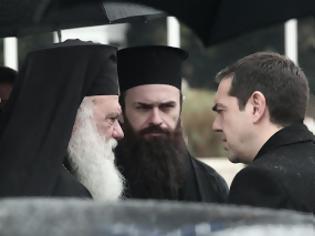 Φωτογραφία για Υποχώρηση υπ. Δικαιοσύνης μετά την επιστολή του Αρχιεπισκόπου για υιοθεσίες παιδιών από ομόφυλα ζευγάρια: Προς το παρόν ΟΧΙ