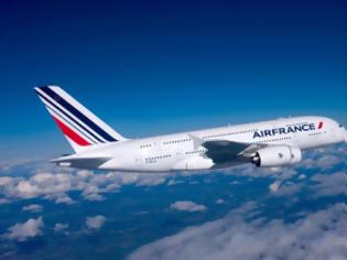 Φωτογραφία για ΤΡΟΜΟΣ στον αέρα! Αεροσκάφος της Air France έκανε αναγκαστική προσγείωση λόγω ύποπτου πακέτου