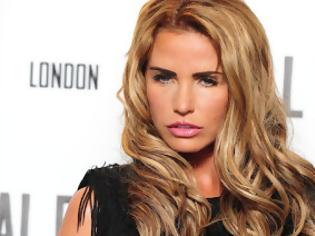 Φωτογραφία για Η αποκάλυψη της Katie Price: Έγραψα τη μικρή μου κόρη σε... [photo]