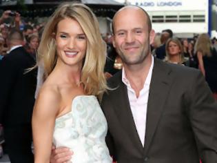 Φωτογραφία για Ο Jason Statham και η Rosie Huntighton ψάχνουν έπιπλα για την έπαυλη που αγόρασαν! [photos]